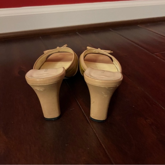 ￼ Balenciaga kitten heels with bow - Picture 3 of 7